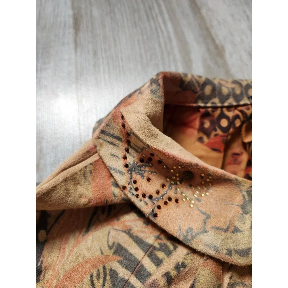 B.L.E.U Tan Green Suede Crop Jacket Rhinestones Abstract Art Lined Sz L GUC - Picture 4 of 13